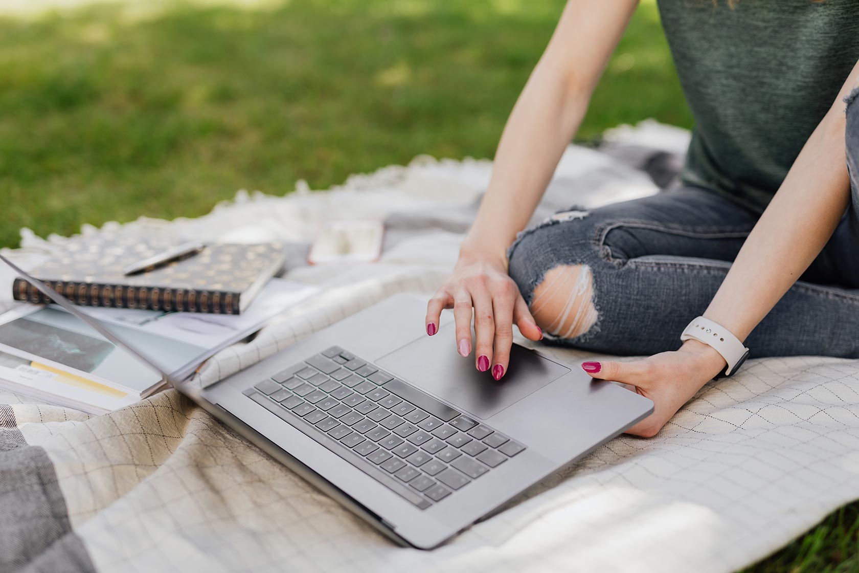 millennial laptop